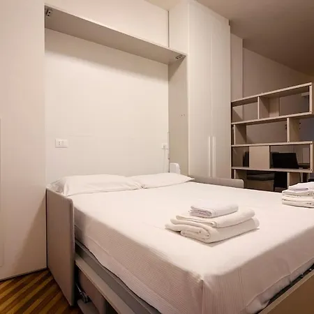 Toro Elegant Studio, In The Heart Of The Bologna